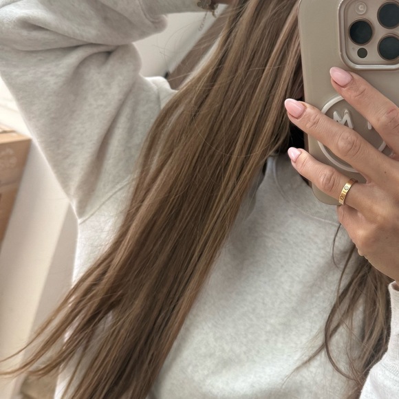 Bombshell Extensions 20in - Picture 2 of 4